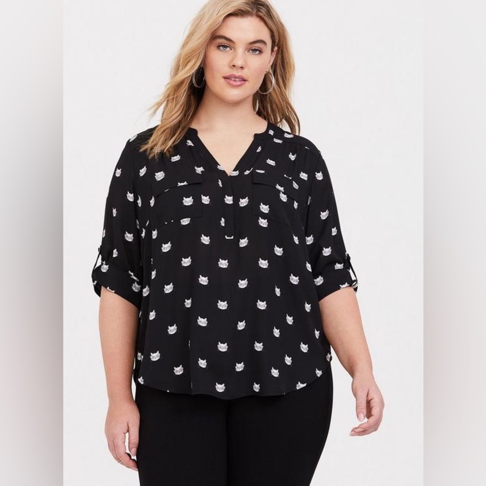 3/4 sleeve TORRID cat top 0